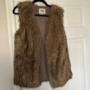 Old Navy faux fur vest
